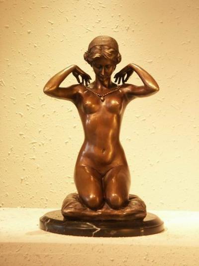Bronzeskulptur Frauenakt Ep-224