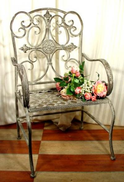 NOSTALGIC GARDEN ARMCHAIR WIF029
